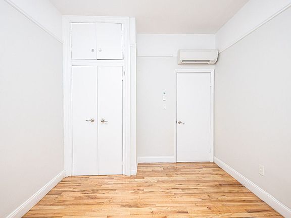 5th image of 1280 Pacific St APT 15