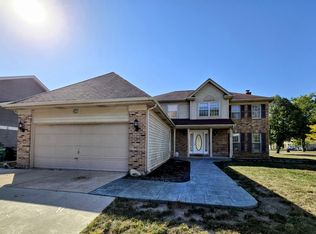 346 W Hampshire Dr, Bloomingdale, IL 60108