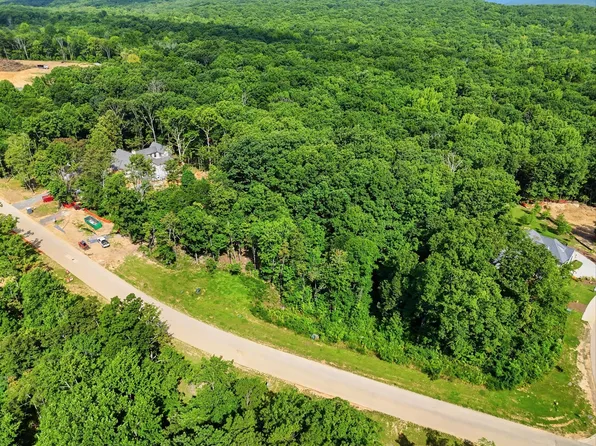 3320 River Gorge Dr, Chattanooga, TN 37419