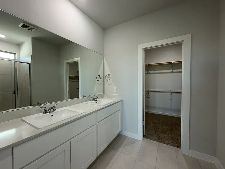 120 Millwood Rd — Photo 25