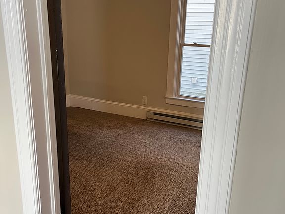 4th image of 307 1st Ave #1