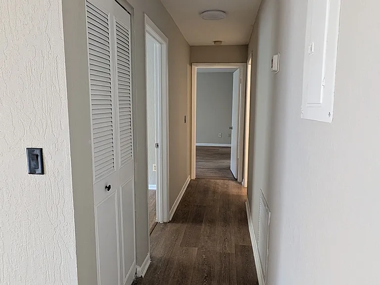 2130 Forest Knoll Dr NE #111 — Photo 11