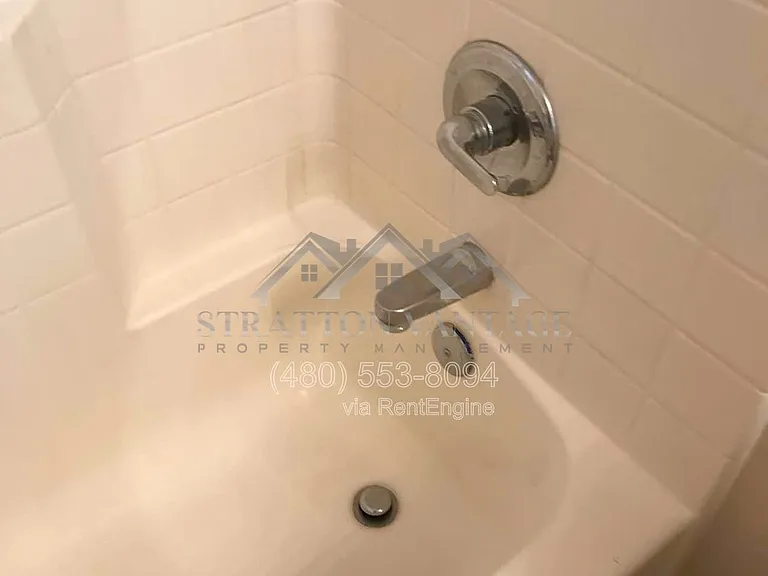 2919 S 93rd Ave — Photo 16