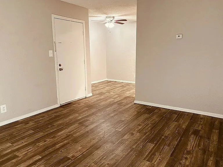 Cedar Lane Apartments — Photo 18