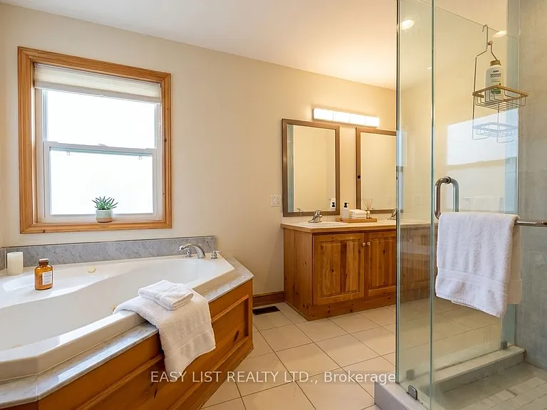 274 Douglas Rd #A — Photo 18