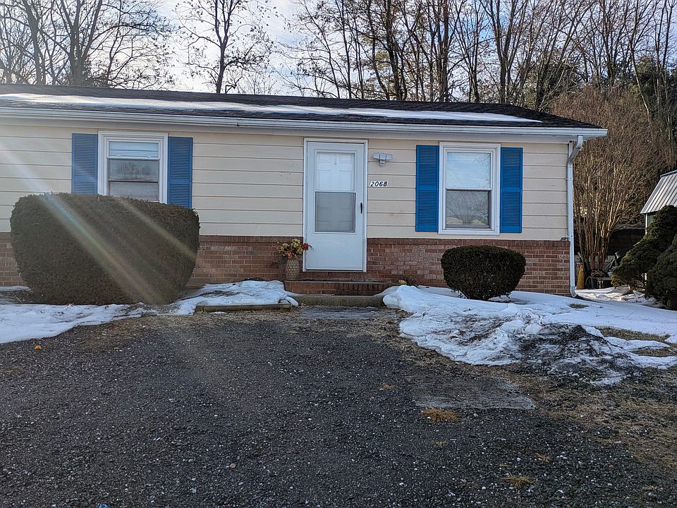 1st image of 2068 Annandale Ct #1