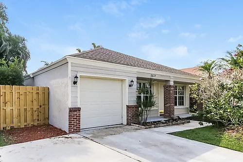 5537 Pebble Brook Ln Photo 1