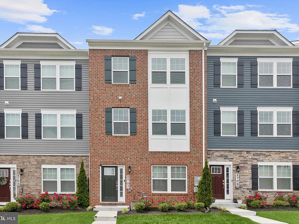 1st image of 2707 Princess Victoria Way