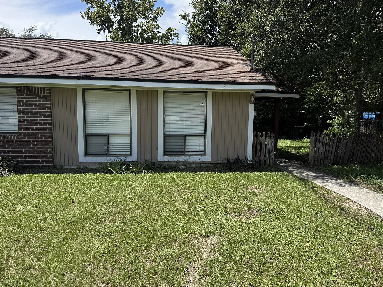 808 Meadowbrook Drive Unit C - 1 — Photo 4