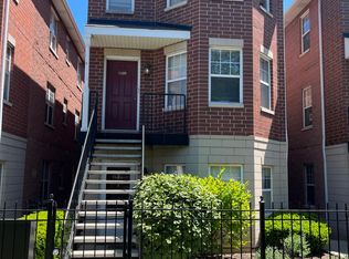1109 N Crosby St APT B, Chicago, IL 60610
