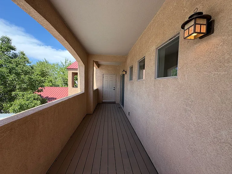 605 Benicia Ln SW — Photo 6