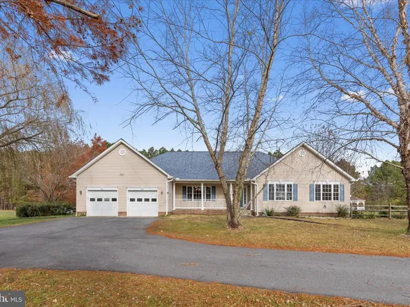 46170 N Greens Rest Dr, Great Mills, MD 20634