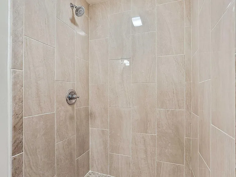 7008 Sherwood Rd #36 — Photo 23