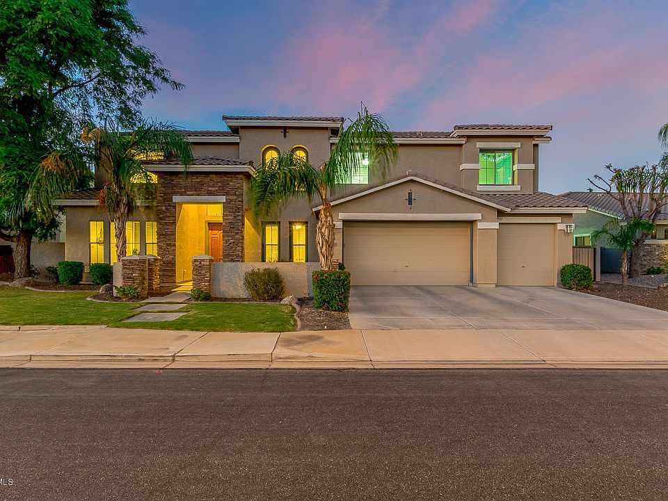 1st image of 3880 E Ravenswood Dr