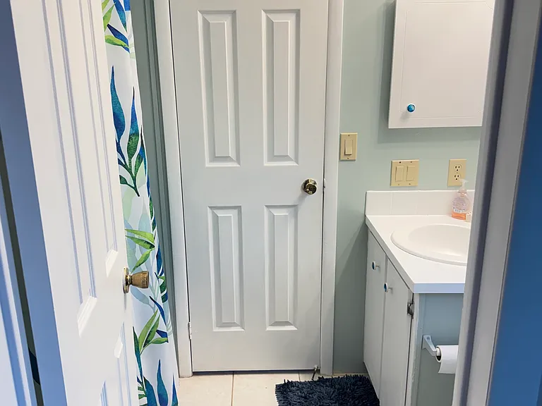 706 Oleander Cir — Photo 32