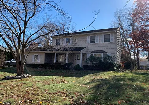 321 Marc Dr Photo 1
