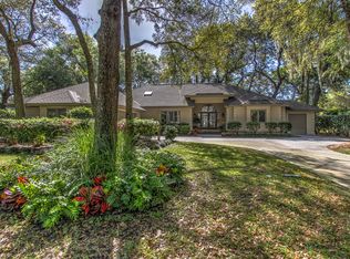 68 Leamington Ln, Hilton Head Island, SC 29928