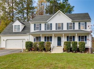 12612 Walking Path Ct, Midlothian, VA 23112