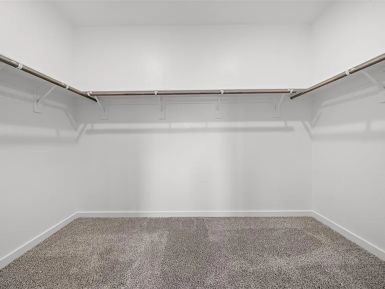 9912 Storehouse Dr — Photo 15