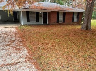 2951 Bienville Dr, Jackson, MS 39212