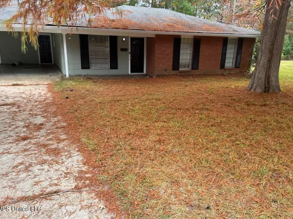 2951 Bienville Dr, Jackson, MS 39212