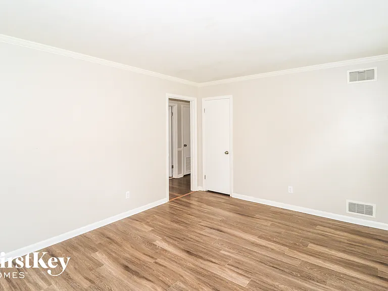 1781 Dorrie Ln — Photo 13