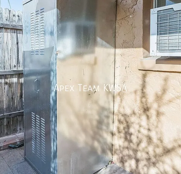 1307 N Palo Verde Blvd #2 — Photo 31