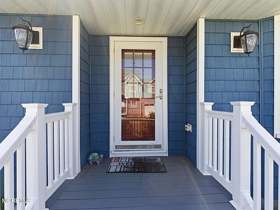 4th image of 3315 Windsor Avenue