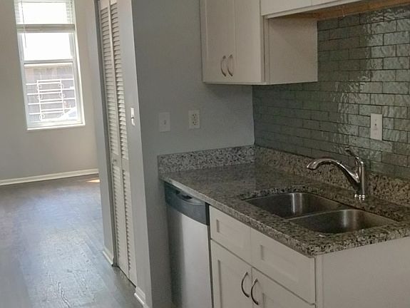3rd image of 2652 W 21st Pl APT 1