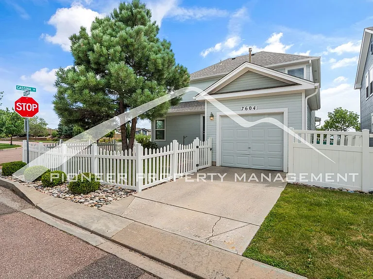 7604 Firehawk Ln — Photo 23