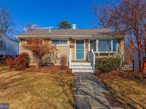 1716 Crawford Dr, Rockville, MD 20851