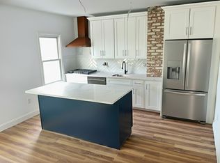 300 Bruce Park Ave #B, Greenwich, CT 06830