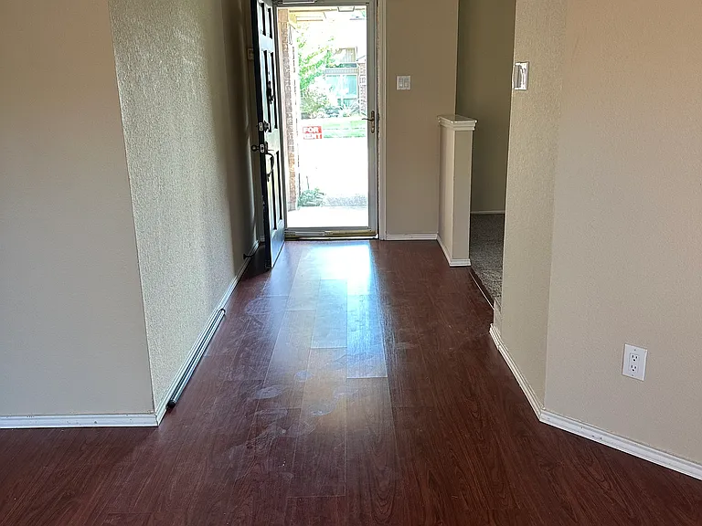 629 Coats St — Photo 3