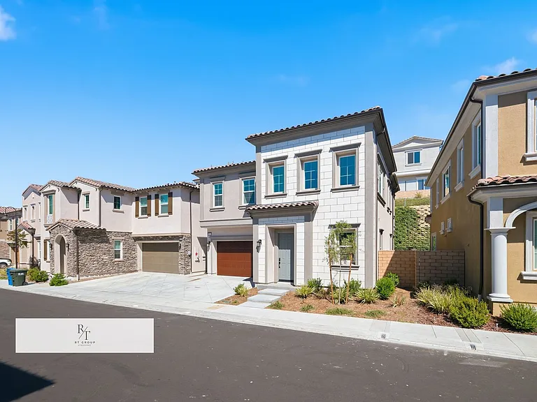 22115 Portofino Dr — Photo 2