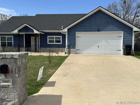 5447 Roadrunner Dr, Durant, OK 74701