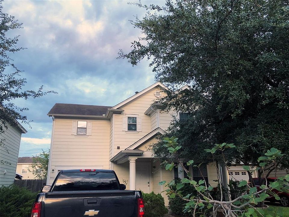 2nd image of 9931 Victoria Grove Ln