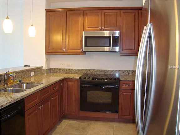 4th image of 7710 Lake Vista Ct Unit 405