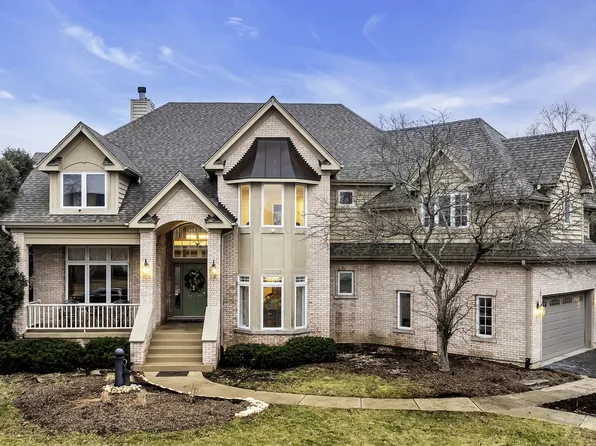 2706 Duncan Ln, Batavia, IL 60510