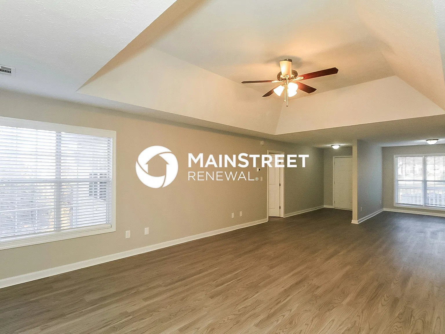 340 Sharon Dr — Photo 4