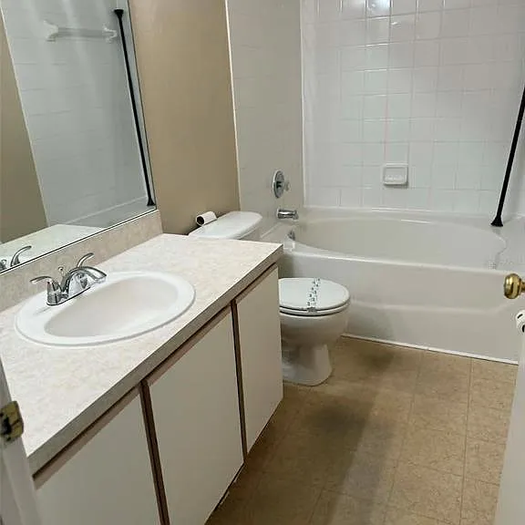 2113 Fluorshire Dr — Photo 12