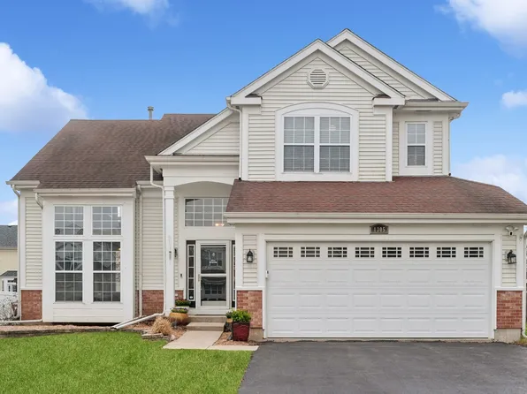 1305 Patrick Dr, Mundelein, IL 60060