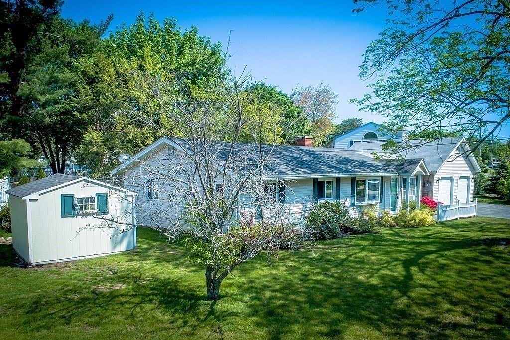 5 Trask Rd Peabody MA 01960 Zillow