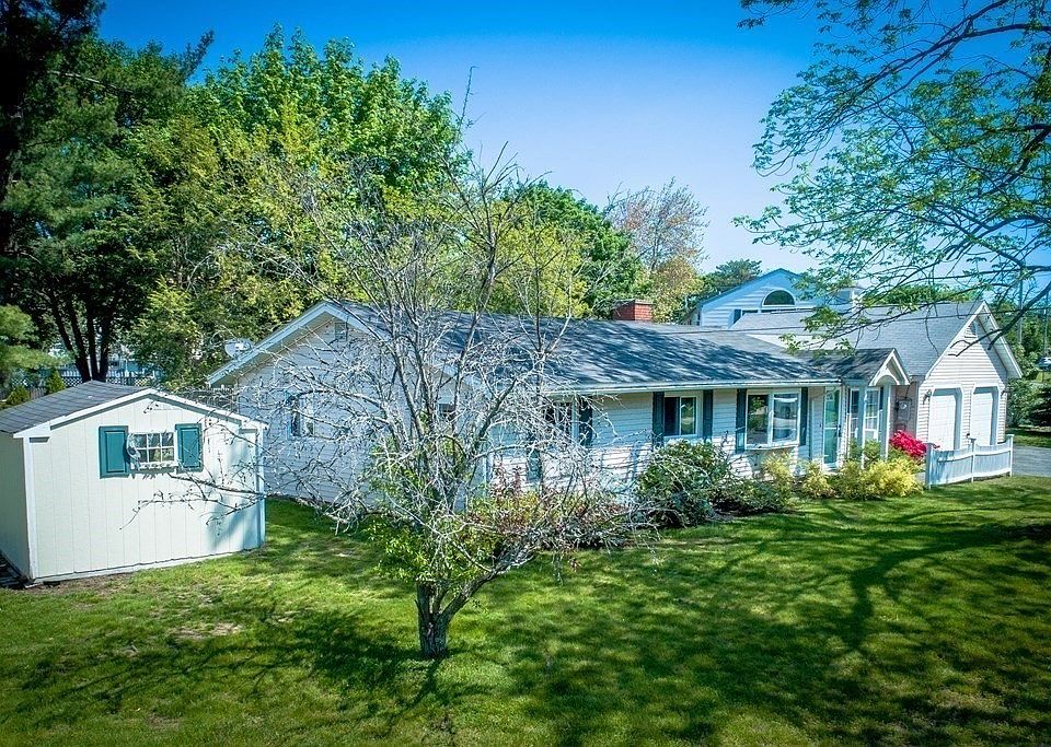 5 Trask Rd Peabody MA 01960 Zillow