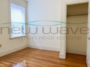 100 Queensberry St APT 10, Boston, MA 02215
