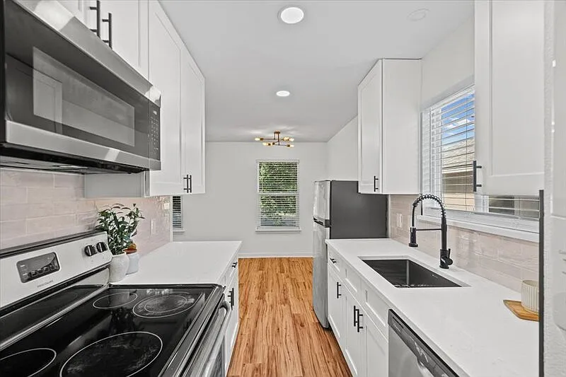 1 bed, 1.0 bath, 650 sqft, $1,099 — Photo 4