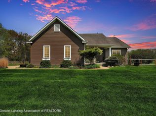 4740 Round Lake Rd, Laingsburg, MI 48848