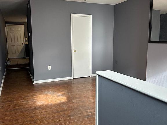 3rd image of 1706 W Lexington St