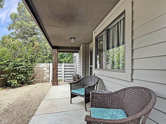 5th image of 4692 Carya Sq