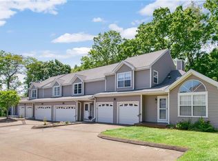 96 Jones Hill Rd UNIT F3, West Haven, CT 06516
