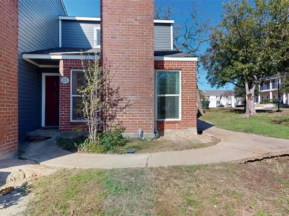 1500 Olympia Way #23, College Station, TX 77845